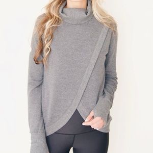 Recovery Wear Reversible Sweatshirt in Charcoal